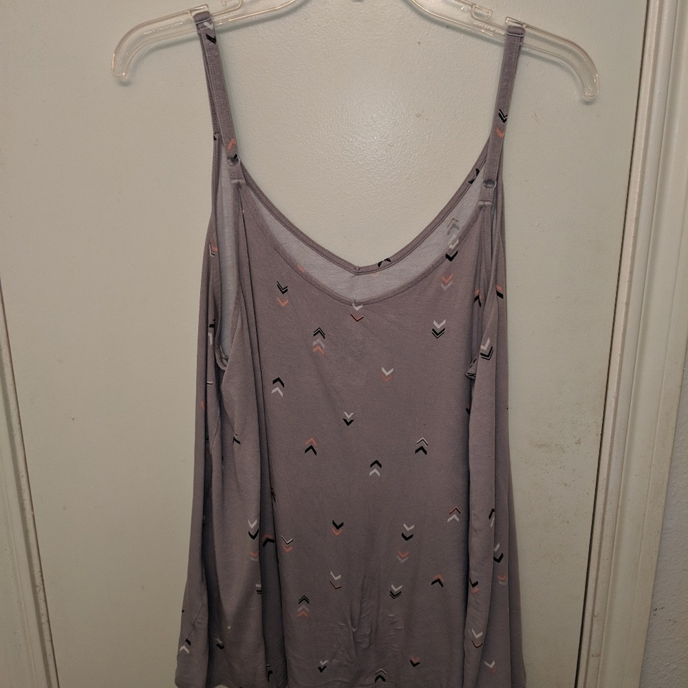 Torrid, size 1X adjustable strap patterned top